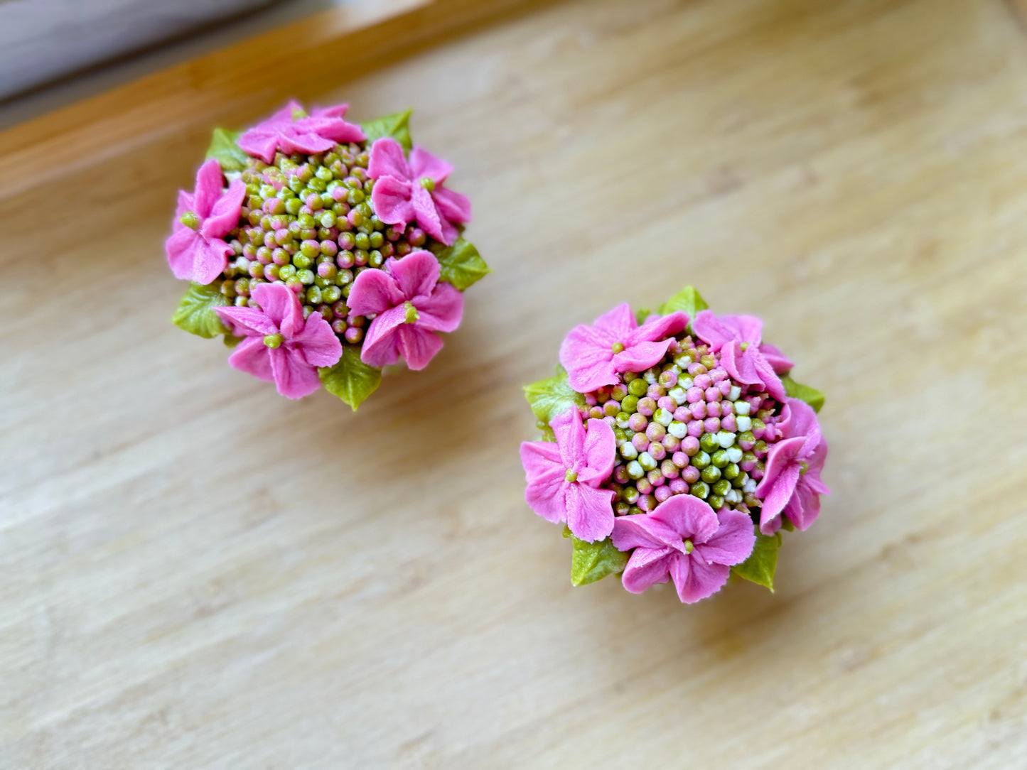 INTERMEDIATE FLOWER CUPCAKE COURSE
